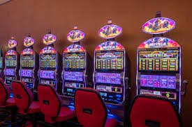 Cara bermain Live Casino di Permen Slot mulai dari daftar akun hingga menikmati meja baccarat dan roulette dengan dealer nyata